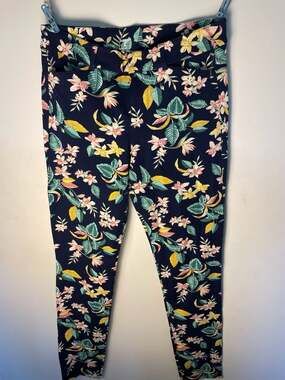 Old Navy Pixie Mid-Rise Tropical Floral Print Pants Size 8 Tall